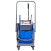 CARRELLO PROFESSIONALE CON STRIZZATORE E 2 SECCHI IN CLORE BLU E ROSSO