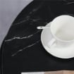 TAVOLINO DA CAFFÈ ROTONDO EFFETTO MARMO CON STRUTTURA DI DESIGN IN METALLO NERO