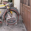 RASTRELLIERA PORTABICICLETTE PARCHEGGIO PER 4 BICICLETTE IN ACCIAIO 110X33X27 CM