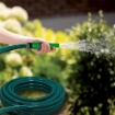 TUBO FLESSIBILE DA GIARDINO VERDE IN PVC DIAMETRO 12 MM X 15 MT -1/2 IN CON 3 RACCORDI E LANCIA DI IRRIGAZIONE