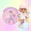 CRY BABIES BFF STELLA BAMBOLA ALLA MODA DA COLLEZIONE CON CAPELLI LUNGHI + VESTITINI E 9 ACCESSORI PER BAMBINI E BAMBINE +5 ANNI