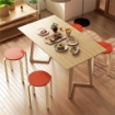 SET 4 SGABELLI IMPILABILI ROTONDI E MODERNI PER CUCINA E BAR IN LEGNO, Ï40X54CM, ROSSO E LEGNO