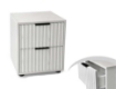 COMODINO IN LEGNO CON 3 CASSETTI STILE RIGATO E 2 MANIGLIE 40X30X45 CM COLORE BIANCO IN TRUCIOLARE E MELAMINICO OKX