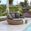 POLTRONA GRANDE TONDA IN RATTAN CON COPERTURA CHIUDIBILE CON CUSCINI GRIGI CM 170 L X 170 P X 94 H OKX