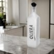OLIERA IN VETRO SATINATO DA 1000 ML - 32 CM CON COMODO TAPPO DOSATORE E SCRITTA MODERNA 