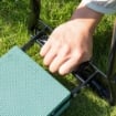 OUTSUNNY SEDIA INGINOCCHIATOIO DA GIARDINO PIEGHEVOLE IN ACCIAIO CON CUSCINETTO IN GOMMAPIUMA 58X28X49CM