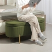 PANCA CONTENITORE OVALE DA 72L CON COPERCHIO SOLLEVABILE IN TESSUTO EFFETTO VELLUTO E LEGNO 108X44X43.5 CM VERDE