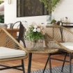 SET DA GIARDINO 3 PEZZI IN RATTAN PE E ACCIAIO CON 2 SEDIE CON CUSCINI E TAVOLINO ROTONDO MULTICOLORE