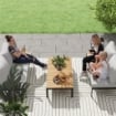 SET DA GIARDINO 4 PEZZI CON 2 DIVANETTI 2 POSTI E 2 TAVOLINI IN METALLO E LEGNO COMPOSITO GRIGIO NERO E TEAK