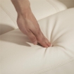 POLTRONA ALZAPERSONA RECLINABILE A 160° CON POGGIAPIEDI E TELECOMANDO IN PELLE PU E ACCIAIO 76X90X105 CM CREMA