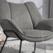POLTRONA D'ARREDO CON BRACCIOLI INCLINATI IN TESSUTO EFFETTO LINO E ACCIAIO 71.5X67X79 CM GRIGIO
