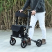 DEAMBULATORE PIEGHEVOLE IN ALLUMINO AD ALTEZZA REGOLABILE CON BORSA 67X65X79.5-94 CM NERO E ARGENTO