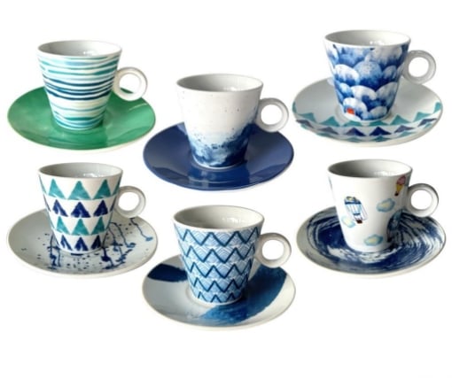 MA MAISON SET 6 TAZZINE DA CAFFÈ CON PIATTINO FANTASIA SULLE TONALITÀ DEL CELESTE