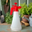 NEBULIZZATORE IN PLASTICA CON BECCO DI PRECISIONE IN  METALLO E LEVA PER PRESSIONE CON MANICO IN PLASTICA 1000 ML OKP