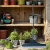SCOPA PER PRATO SINTETICO 130 CM CON MANICO TELESCOPICO SETOLE IN NYLONA INPUGNATURA ERGONOMICA OKP