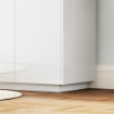 CREDENZA MODERNA CON ARMADIETTI A 2 ANTE CHIUSURA AMMORTIZZATA E RIPIANI REGOLABILI 140X40X75 CM BIANCO LUCIDO