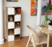 LIBRERIA CUBICA IN LEGNO COLORE LEGNO LEGGERO E BIANCO CON CASSETTI A FORMA DI CUBO APRIBILI 60X30X153H CM 