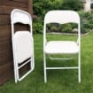 SEDIA PIEGHEVOLE IMBOTTITA - GOLF BIANCA, SEDUTA COMODA, PORTATILE, STRUTTURA IN METALLO, SLIM, SALVASPAZIO, RESISTENTE, DA INTERNO, ESTERNO