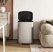 PATTUMIERA A PEDALE DA 50L CON COPERCHIO AMMORTIZZATO, APERTURA A 90¦ E SECCHIO RIMOVIBILE, ACCIAIO INOX, GRIGIO