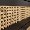 PORTA TV VIENNA56A 2 ANTE E VANO A GIORNO NERO CON FRONTALI  MISURE: 150X40X52 H CM MATERIALE TRUCIOLARE