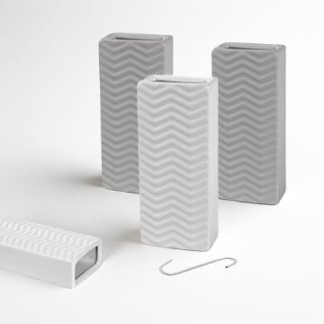 UMIDIFICATORE PER TERMOSIFONE IN CERAMICA DIMENSIONE 8X4X20H CM - ASSORTITO USATO