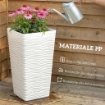 SET 3 VASI DA ESTERNO IMPILABILI CON MOTIVO ONDULATO IN PLASTICA, 42/55/65 CM, BIANCO