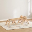GIOCO PER BAMBINI 5 IN 1 CON TRIANGOLO, PARETE LISCIA E ARCO, IN LEGNO DI PIOPPO E PINO, 188X70X59 CM