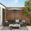 OMBRELLONE DA PARETE MEZZALUNA SALVASPAZIO CON APERTURA A MANOVELLA, 2.7X2.4 M, GRIGIO CHIARO