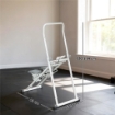 STEPPER VERTICAL CLIMBER PIEGHEVOLE CON IMPUGNATURA REGOLABILE, PEDALI ANTISCIVOLO E MONITOR LCD, BIANCO