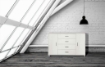 MOBILE DA ARREDO IN LEGNO CON 2 ANTE, 4 CASSETTI DIMENSIONI 86X136X41 , COLORE BIANCO