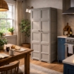 ARMADIO 2 ANTE TAUPE 79X43X203 CM CON 6 SCOMPARTI E VANO PORTASCOPA – MOBILE ALTO ORGANIZZAZIONE CASA PER INGRESSO E LAVANDERIA
