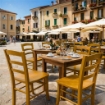 SEDIA PAESANA IN LEGNO CON SEDUTA COMPATTA E SCHIENALE ALTO H 88 X L 45 X P 45 CM COLORE GIALLO