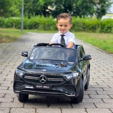 MACCHINA ELETTRICA PER BAMBINI 3-8 ANNI CON TELECOMANDO, FARI E CLACSON, NERO