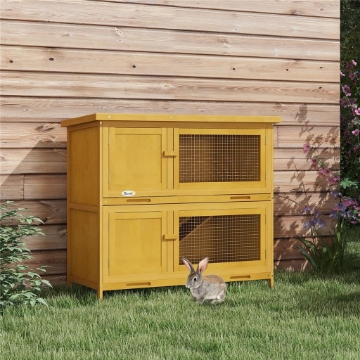 CONIGLIERA A 2 LIVELLI IN LEGNO DI ABETE E BITUME CON RAMPA, 2 VASSOI ESTRAIBILI 4 PORTE, 97X44X91 CM, GIALLO