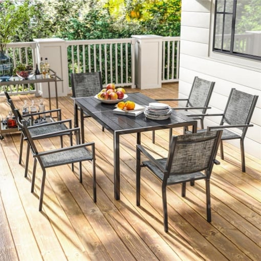 SET DA GIARDINO 7 PEZZI IN ACCIAIO CON TAVOLO RETTANGOLARE E 6 SEDIE IMPILABILI TRASPIRANTI, GRIGIO E NERO