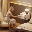 Set di 2 Comodini Sospesi con Cassetto Decorato e Mensola Aperta, Bianco