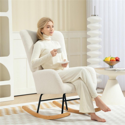 Sedia a Dondolo in Velluto Teddy, Metallo e Legno per Camera da Letto e Soggiorno, 70x94x100 cm, Bianco Crema