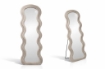 SPECCHIO ONDULATO IN VELLUTO BEIGE CON PIEDE E GANCI PER APPENDEREMISURE: 60X160CM