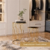 2 TAVOLINI IN METALLO COLOR ORO MISURE 38X55CM E 33X50CM CON TOP IN VETRO
