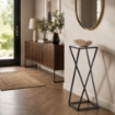 TAVOLINO A COLONNA CON STRUTTURA IN METALLO NERO E TOP IN MDF EFFETTO MARMO BIANCO MISURE: 25X50CM