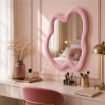 SPECCHIO ONDULATO IN VELLUTO CON GANCI PER APPENDERE DIMENSIONI 70X90X4.5CM - LINEA: CIELO COLORE ROSA