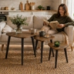 SET DI TRE TAVOLINI CON PIEDI IN LEGNO SCURO CON TOP IN MDF EFFETTO LEGNO SCUROMISURE: 39X32CM, 48X38CM, 59X49CM