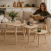 SET DI 3 TAVOLINI CON PIEDI IN LEGNO CHIARO E TOP IN MDF EFFETTO LEGNO CHIARO MISURE: 39X32CM, 48X38CM, 59X49CM