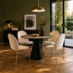 SEDIA IN VELLUTO BEIGE CON PIEDI IN METALLO COLOR ORO MISURE: 42X53,5X86,5/47 CM