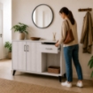 MOBILE IN MDF COLOR BIANCO LEGNO CON DUE ANTE, RIPIANO E CASSETTO MISURE: 120X38X74CM