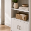 LIBRERIA MODERNA IN LEGNO BIANCO CON TRE RIPIANI E DUE ANTE DIMENSIONI 51X24X120 CM