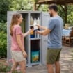 ARMADIO 2 ANTE GRIGIO 79X43X164 CM CON VANO PORTASCOPA E RIPIANO – MOBILE ORGANIZZATORE VERTICALE PER LAVANDERIA E RIPOSTIGLIO