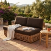 DIVANO POLINESIA CON STRUTTURA IN LEGNO E BIG RATTAN E CUSCINI