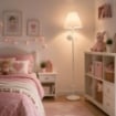 CUORE PENDENTE LAMPADA A PIANTANA CON CAPPA IN METALLO DA 154 CM COLORE BIANCO