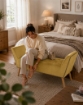 PANCA IN VELLUTO CON GAMBE IN LEGNO 117 X 40 X 60 CM IN COLORE SENAPE